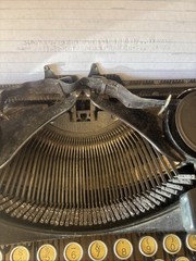 1920s-30s Royal Model O Glossy Black Portable Manual Typewriter in Case