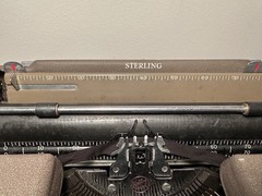 Vtg 1951 SMITH-CORONA Sterling 5A-Series Drab Brown/Green Deco Typewriter w/Case