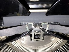 1930s Royal O Model Glossy Black Vintage Portable Typewriter all Keys Working