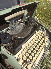 VTG 1956 Smith Corona 5TE Typewriter Case Portable Electric All Working