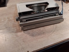 Triumph Adler Contessa 2 Deluxe Vintage Typewriter, QWERTZ , 1971.