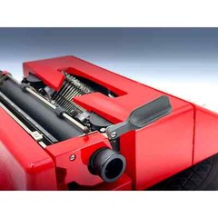 Olivetti Lettera 25 Typewriter