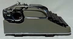 1956 Olympia SM3 Typewriter – Clean, Tested and Typing – West Germany Vin