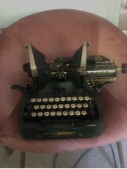 Antique 1900’s Oliver No 9 Batwing The Printype Typewriter