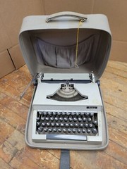 Vintage Erika Robotron Mod 15 Portable Typewriter Gray with Carrying Case