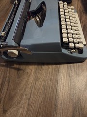 Midland Porta-Pal Typewriter Made By Brother Late 60s
