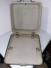 Olympia De Luxe SM7 Typewriter w/ Case Cream Teal Keys 1960s West Germany Pica