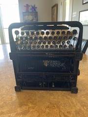 Vintage 1937 Royal Deluxe Model O Portable Typewriter and Case WORKS