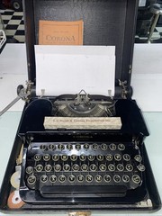 Vtg 1930s Smith Corona Standard Typewriter Floating-Shift Glossy Flat-Top w Case