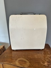 1966 Kmart Deluxe 100 Typewriter – Pastel Yellow