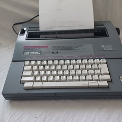 Smith Corona SL480~Electric Portable Typewriter~cover~correction system