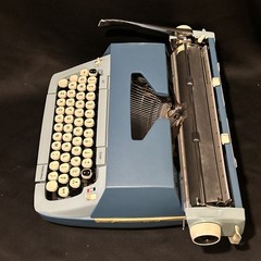 Smith Corona Galaxie 12 Twelve XII Typewriter with Case Vintage 1970s Blue
