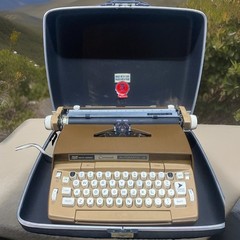 Smith Corona Coronet Automatic 12 Typewriter w Case Brown Tested Works99.9%