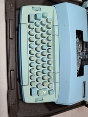 Vintage Smith Corona Coronet Automatic Typewriter Blue w/ Case For Parts Repair