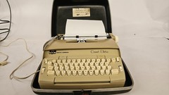 Smith-Corona Coronet Automatic 10 Electric Typewriter with Case Tested *WORKING*