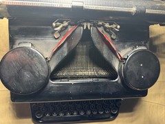 Antique Royal Model H typewriter 1937-40 Fair/Good Condition