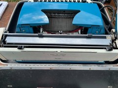 Simpsons Sears Celebrity Power 12 Vintage Electric Typewriter w/Case Key Works