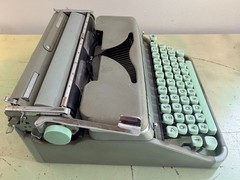 1957 Hermes 2000 Swiss Typewriter • Gray & Seafoam • Tested w/Emerald Green Case