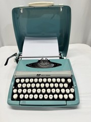 1964 SCM Smith-Corona Corsair Deluxe Typewriter Cover Turquoise Ribbon Vtg Works