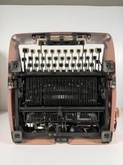 Rare! Original 1957 Vintage PINK Royal Quiet DeLuxe Portable Typewriter w/ Case