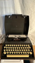 RARE BROWN West Germany Adler Tippa S Typewriter w/Case TESTED Free Shipping!!!!