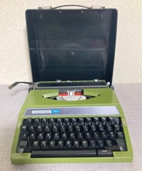 Silver Reed 750 Typewriter by Seiko Retro Vintage with Case Untested