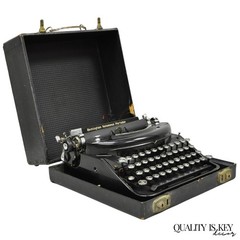 Vintage Remington Noiseless Portable Manual Typewriter in Carrying Case 90998N