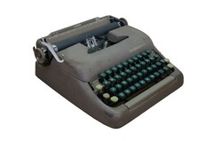Mid Century LC Smith & Corona Portable Manual Clipper Typewriter