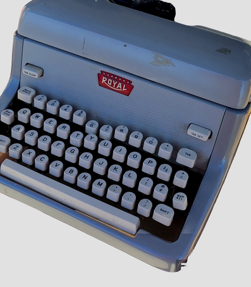 Royal FP Standard Typewriter Made 1959 Gray with cream keys RARE