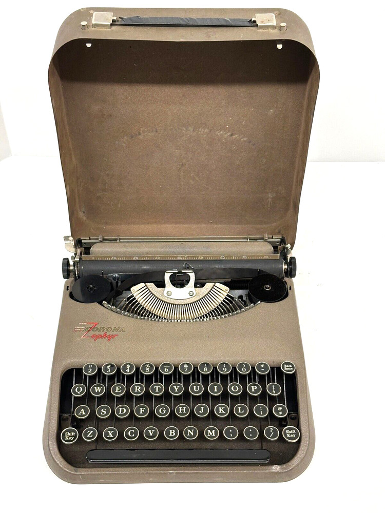 1930s Vintage Smith Corona Zephyr Ultraportable Typewriter Only 3” Tall