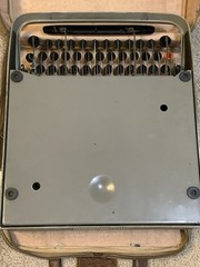 1954 Olivetti Lettera 22 Typewriter w/ Case & Manual & Receipt – EMBOSSED – Rare