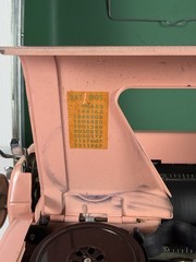 Rare! Original 1957 Vintage PINK Royal Quiet DeLuxe Portable Typewriter w/ Case
