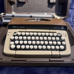 1975 Smith-Corona Galaxie 12 Vintage Typewriter Brown/Cream