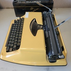 Vintage Olympia International Olympiette Typewriter. Model S12 – WORKS 100%