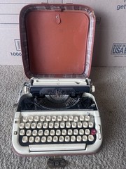 Keller & Knappich Princess 300 Typewriter. West Germany. Missing Top Part. Read