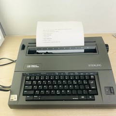 Working Smith Corona SCM Sterling Electronic Typewriter 5B-1 with Original Box