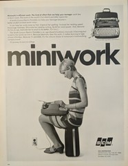 1967 Smith Corona Portable Typewriter, Mini Work / Remote Work