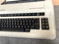 1982 Olympia Electronic Compact Typewriter Vintage – Tested Working – SEE VIDEO!