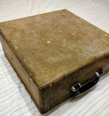 Vintage Tower “Challenger” Portable Typewriter with Original Case – WORKING
