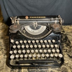 Antique 1934 Underwood 4-Bank Portable Typewriter Black w/Case Great Condition