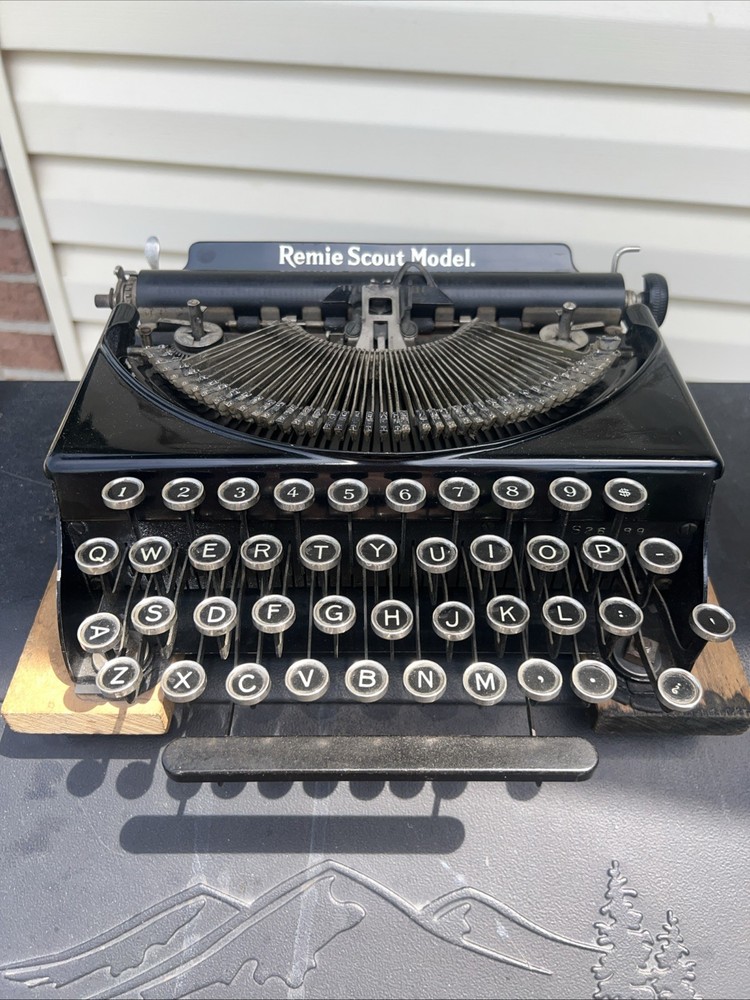VTG 1920s Rare Remington Remie Scout Portable Typewriter Needs Cleaning, NICE