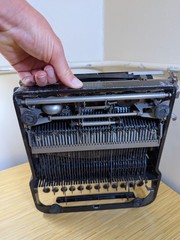 NICE Corona No. 4 Portable Typewriter with Case READ and see video