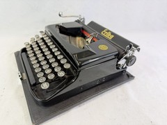 Erika 9 Typewriter – Refurbished & Cleaned – Exceptional Condition 1949