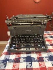 Vintage 1939 Underwood Master Manual Typewriter Model M – Working
