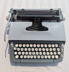 1965 Smith Corona Sterling Typewriter Blue SCM Case Key Manual Docs Works