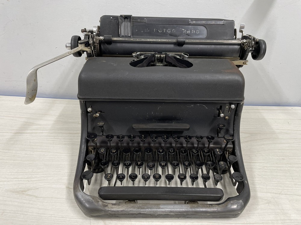 WORKING Vintage Remington Rand Model 17 Typewriter. Please See All The Pictures!