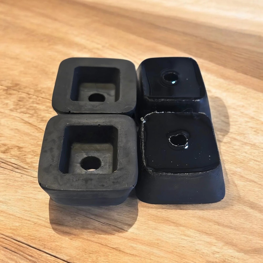 Royal 10 (Single Window) Replacement Typewriter Feet (4 ea)