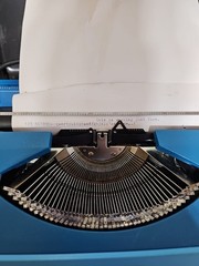 1972 Blue Royal Apollo 12 typewriter w/case & Tested Working