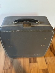 Vintage Royal Heritage Portable Manual Typewriter w/Case- *Tested* Works Great