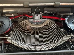 1963 Olympia SM7 Typewriter W Germany Elite Font #66 Case Manual Fully Serviced